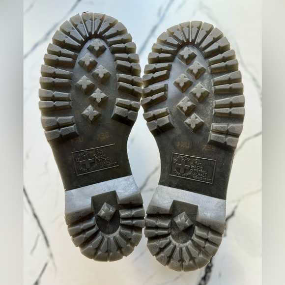 Dr. Martens Unisex-Adult 1461 Quad II Platform Size 6 (fits like 7) - Picture 14 of 14